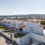 Sea View House 5 * 奧爾比亞