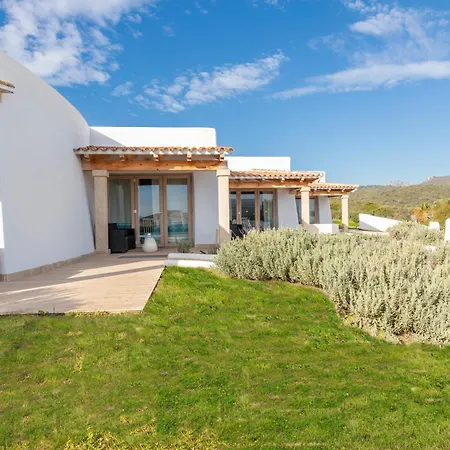 بيت للعطل Sea View House 5 *