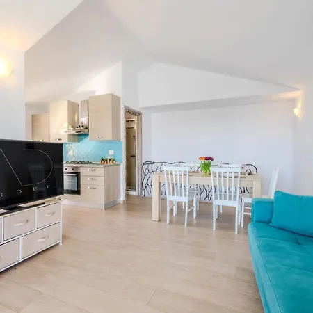 Sea View House 5 * Olbia